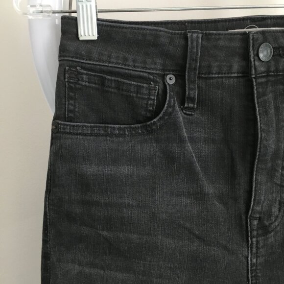 MADEWELL 5 Pocket Black Wash Curvy High Rise Raw Hem Distressed Skinny Jeans - Picture 7 of 14